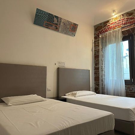 New Generation Hostel Como Lake Eksteriør bilde